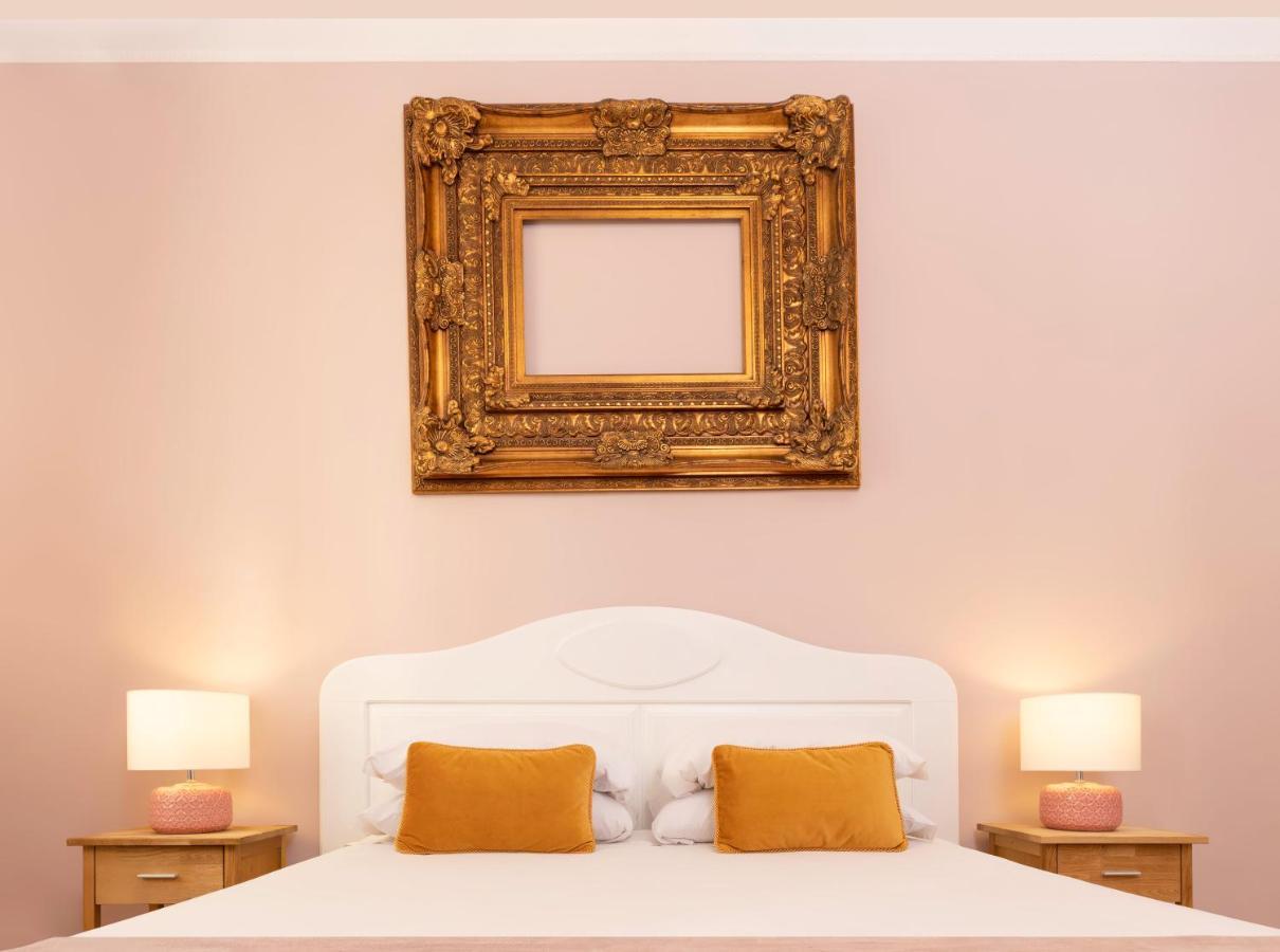 קליארי Colibri Prestige Rooms - Roman Ruins View מראה חיצוני תמונה